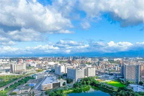 住在醫院旁邊|不再對醫院嫌惡？林口長庚生活圈，預售屋上看7字頭